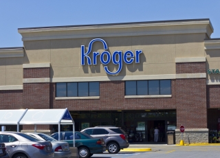 “Americans don’t need another mega-grocer.” Stacy Mitchell Responds to Kroger’s Bid to Buy Albertsons