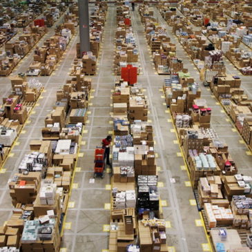 photo: amazon warehouse